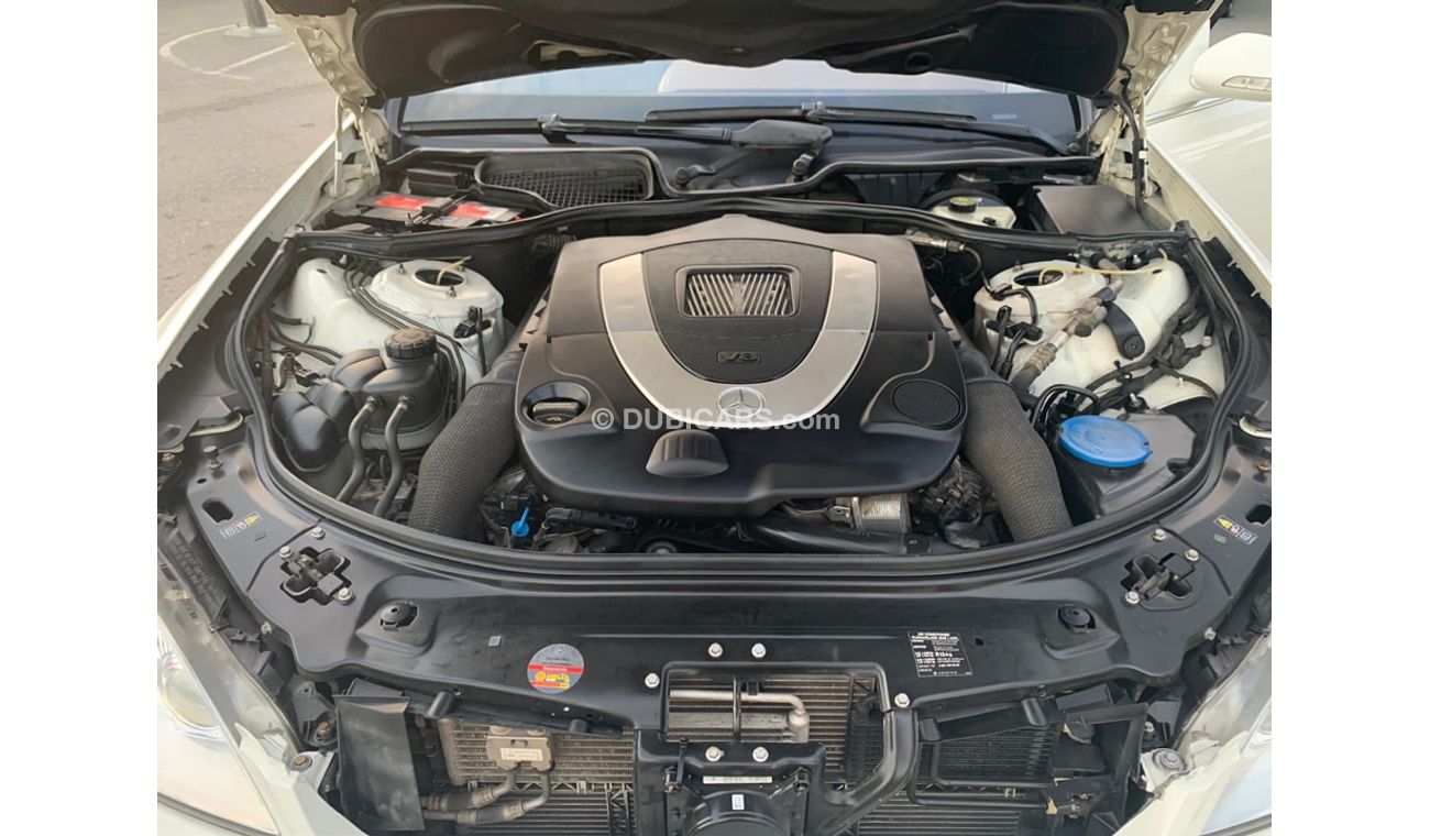 Mercedes-Benz S 500 Mercedes benz S500 model 2009 GCC car prefect condition full option low mileage  panoramic roof lea