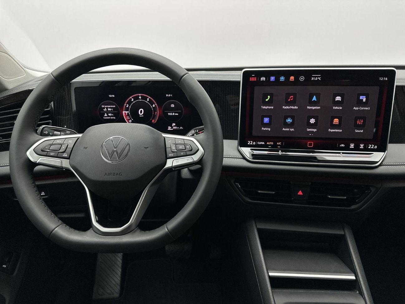 فولكس واجن تيجوان Tiguan LIfe + fabric seats (REF#54467)