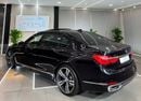 BMW 750Li Luxury 4.4L (443 HP)