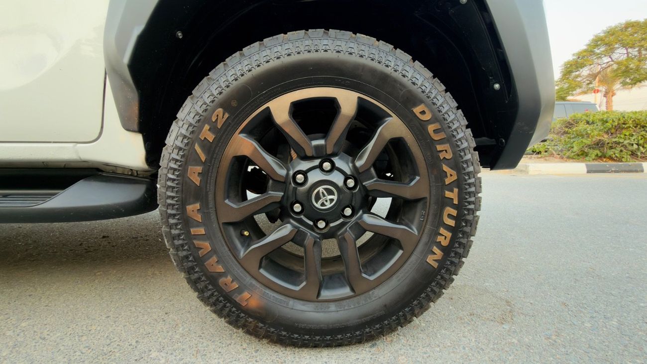 Toyota Hilux GR kitt installed