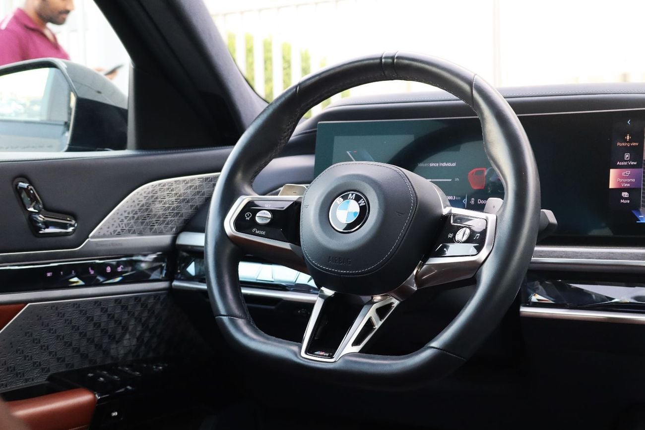 BMW 740i M SPORT