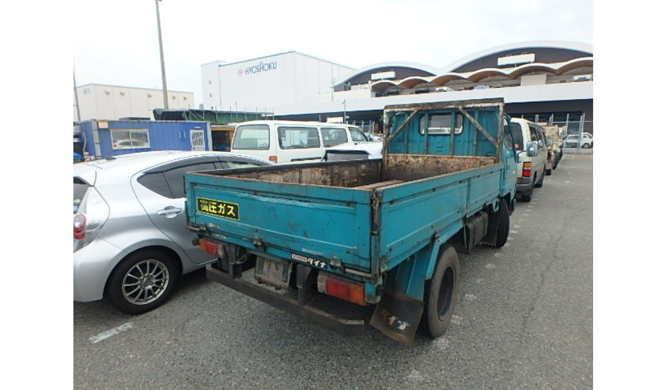 Toyota Dyna Used RHD 1991/2 Ton Pickup/BU67 2wd LOT # 569