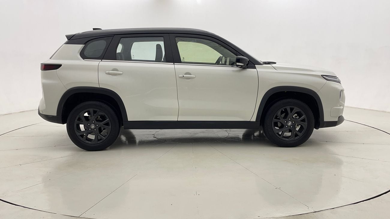 تويوتا أوربان كروزر GLX 1.5 | بدون دفعة مقدمة | اختبار القيادة في المنزل