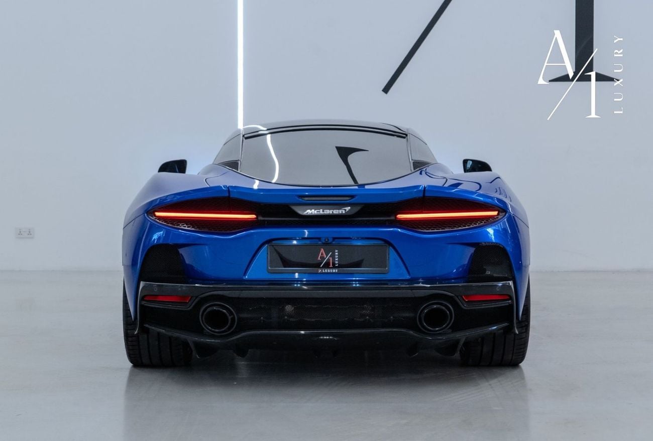 مكلارين GT 2023 Mclaren GTS, With Mclaren Warranty, Fully Loaded, Excellent Condition, GCC Spec