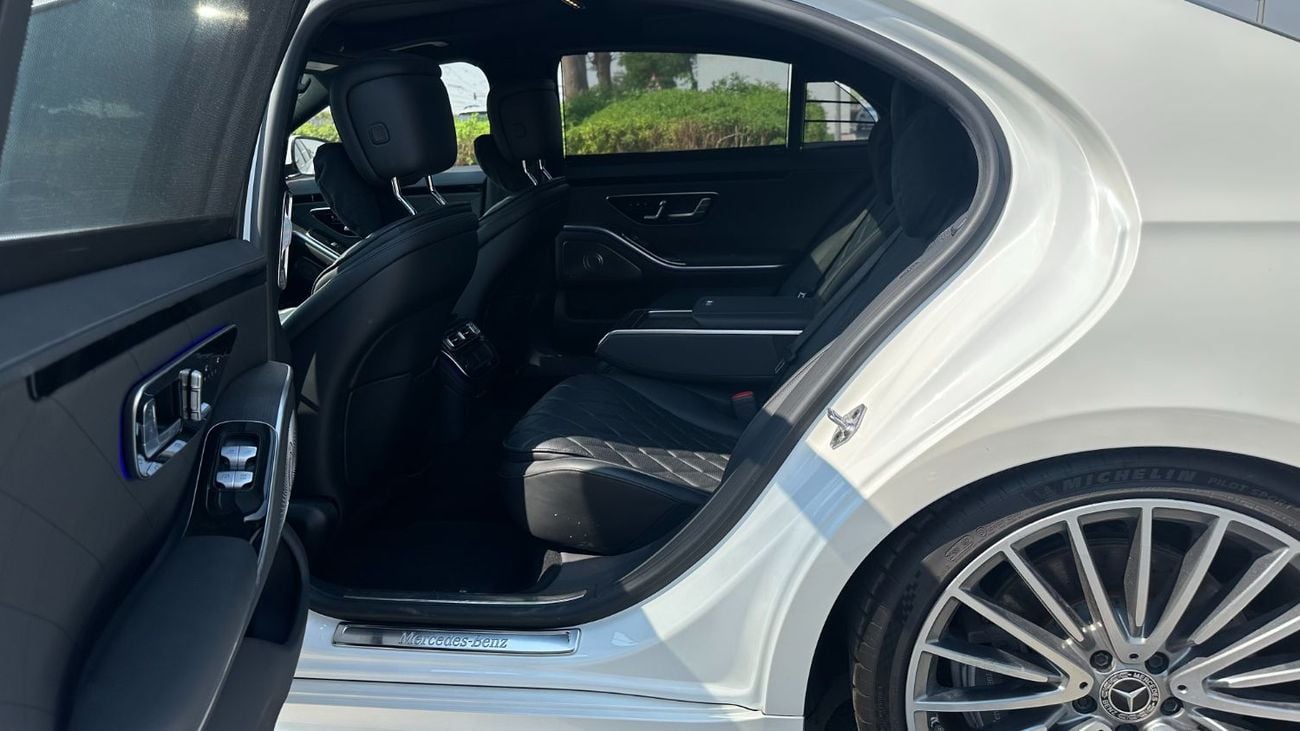 Mercedes-Benz S 580 4MATIC Exclusive 4.0L | American Specs | Clean Title | 35,000 KM
