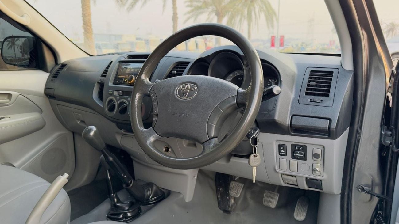 تويوتا هيلوكس -