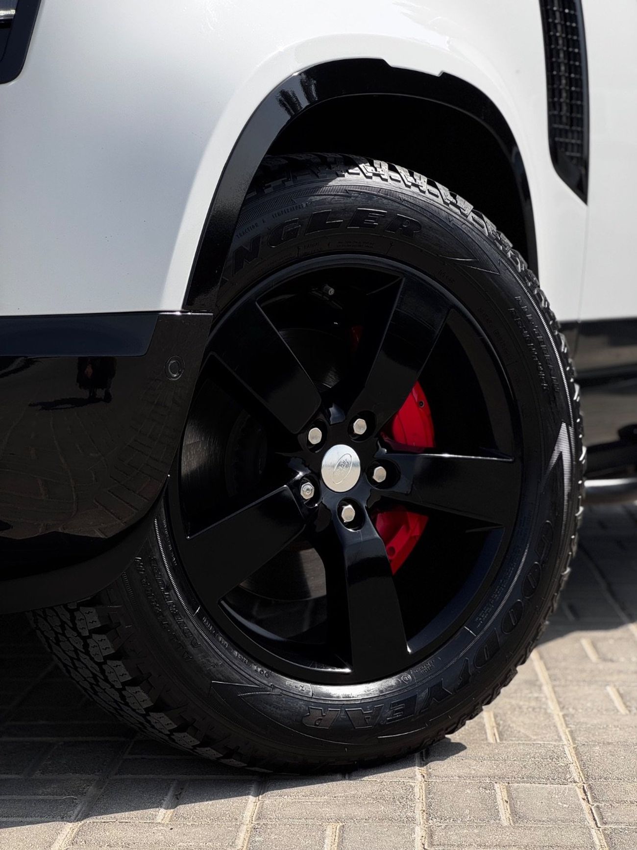 لاند روفر ديفندر P400 90 SE 3.0L (5 Seater)