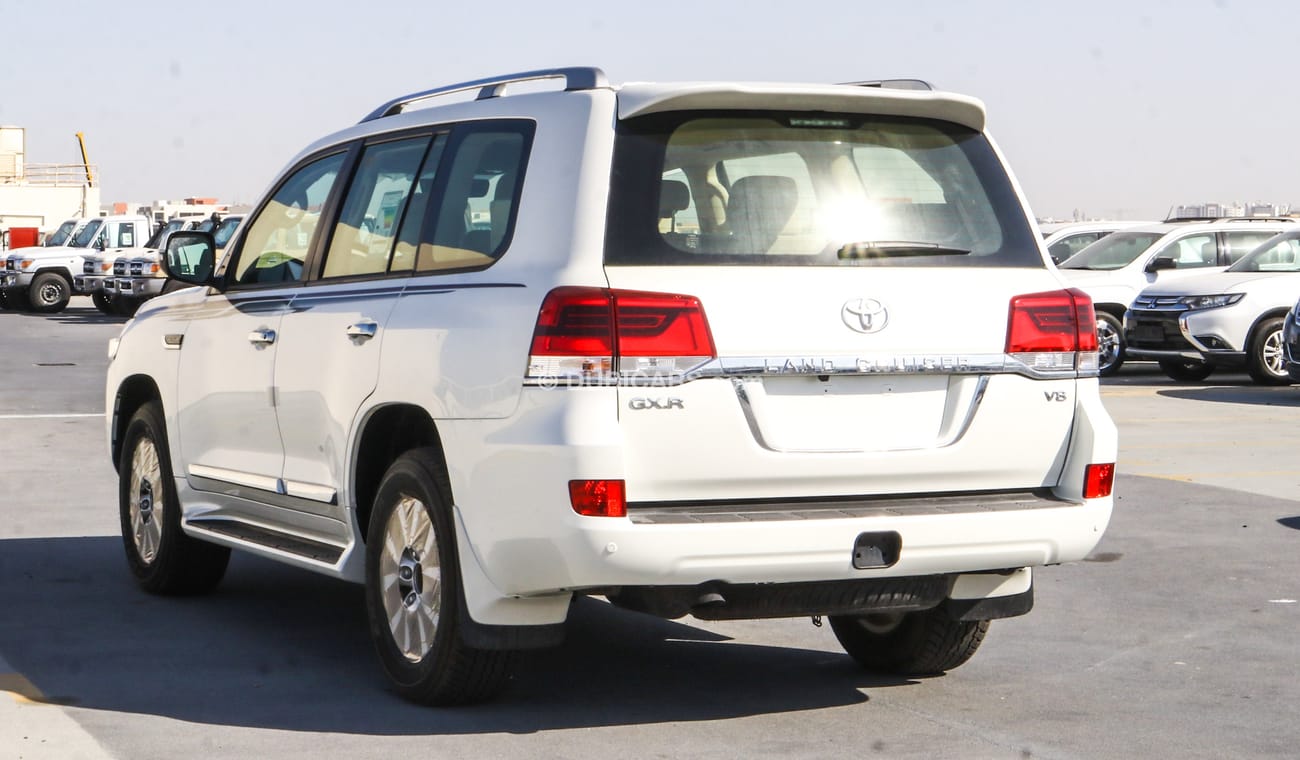 Toyota Land Cruiser GXR V8