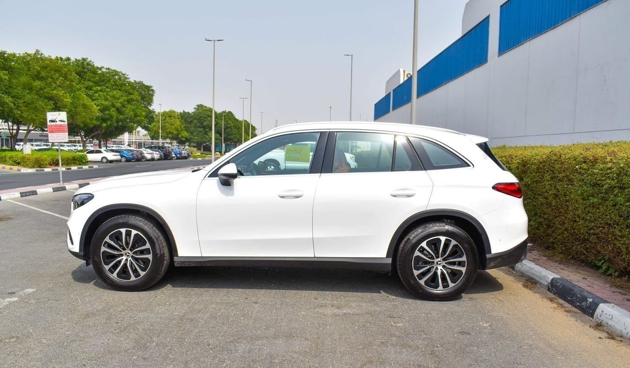 Mercedes-Benz GLC 200 Mercedes Benz GLC 200 Avantgarde | with 360 Camera | 2023