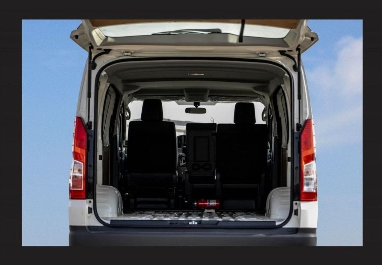 تويوتا هاياس 2023 TOYOTA HIACE 3.5L CARGO 3str Petrol Automatic Zero KM