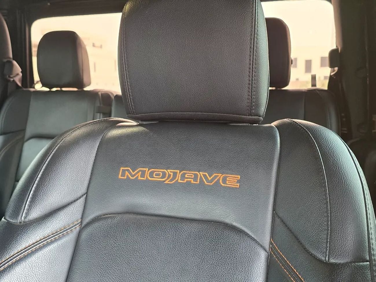 Jeep Gladiator MOJAVE (NON GCC) Mojave (Canadian Specs)