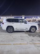 تويوتا لاند كروزر VXR