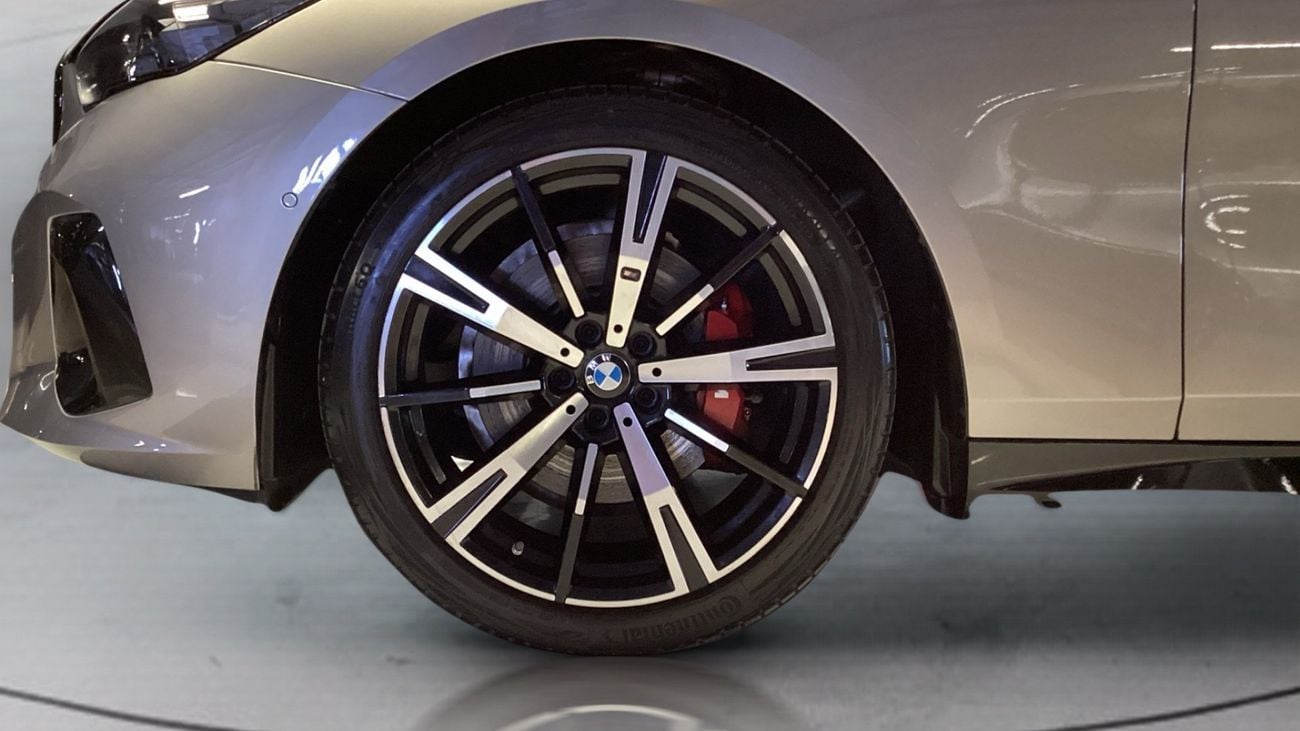 بي أم دبليو 520i M Sport Pro | شامل الضمان | 0 ﺪﻔﻋﺓ ﺃﻮﻟﻯ