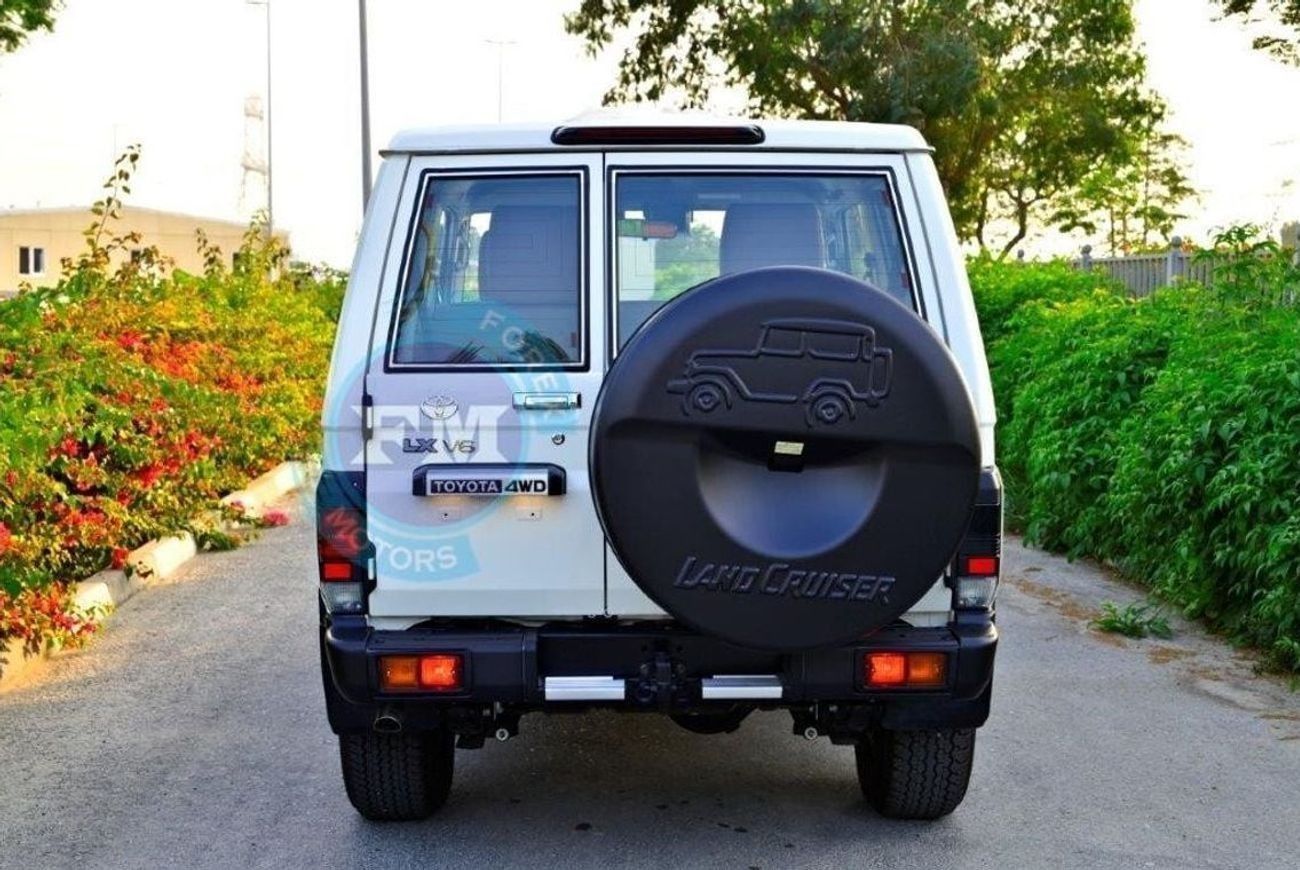 Toyota Land Cruiser 70 71 SDLX V6 4.0L Petrol 4WD Automatic