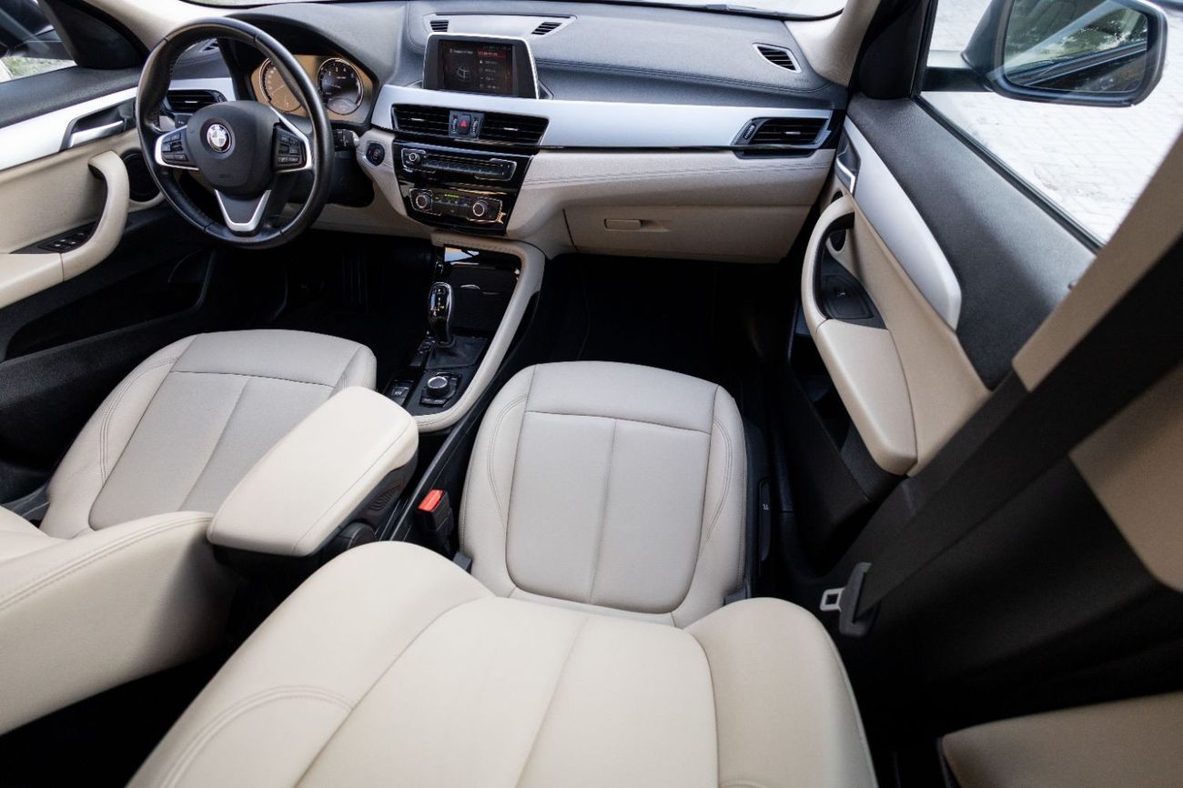 بي أم دبليو X2 sDrive20i 2.0L BMW X2 sDrive20i 2020 GCC under Warranty with Flexible Down-Payment.