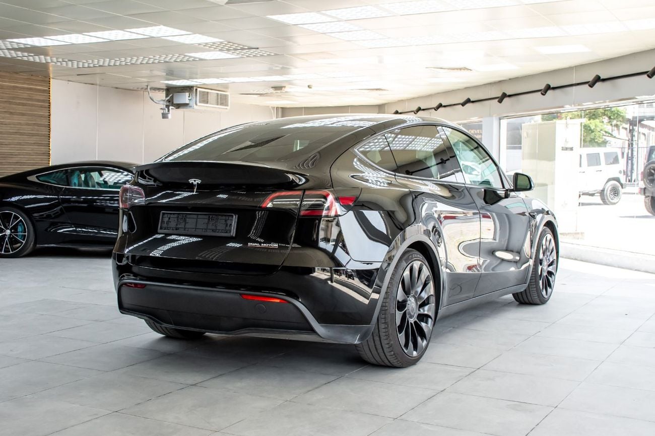 Tesla Model Y Performance (AWD)