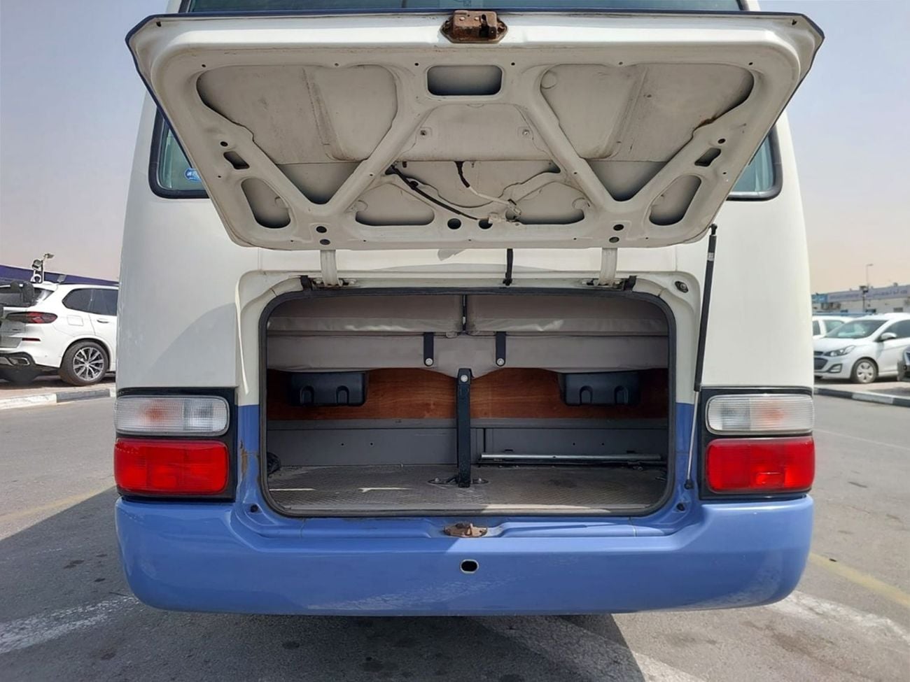 تويوتا كوستر (RAMADAN OFFER) TOYOTA COASTER BUS RHD 2011 MODEL 4.0 L DIESEL AUTOMATIC(PM53682)