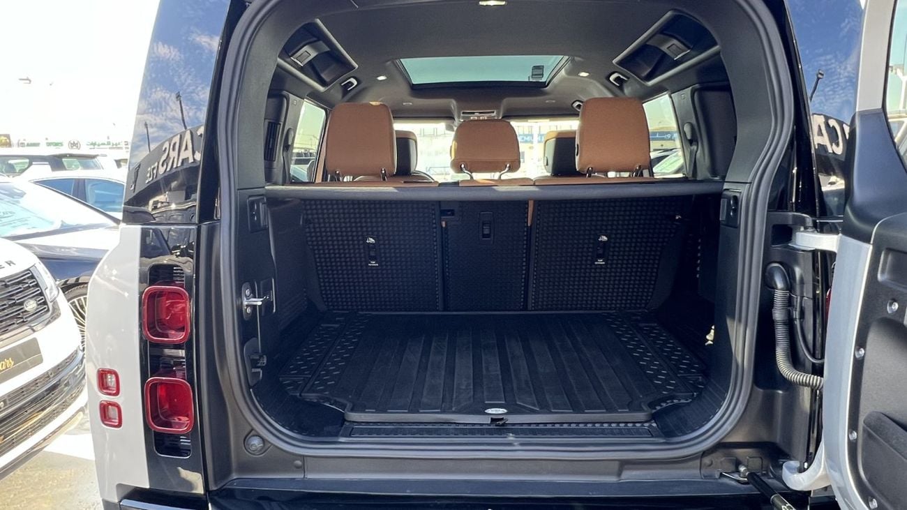 Land Rover Defender P400 110 X-Dynamic HSE 3.0L (5 Seater)