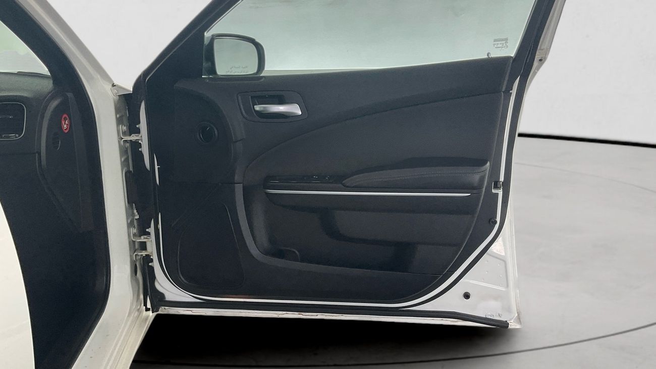 دودج تشارجر SXT / SE | upto AED 20,000 Ramadan Discount | شامل الضمان | 0 ﺪﻔﻋﺓ ﺃﻮﻟﻯ