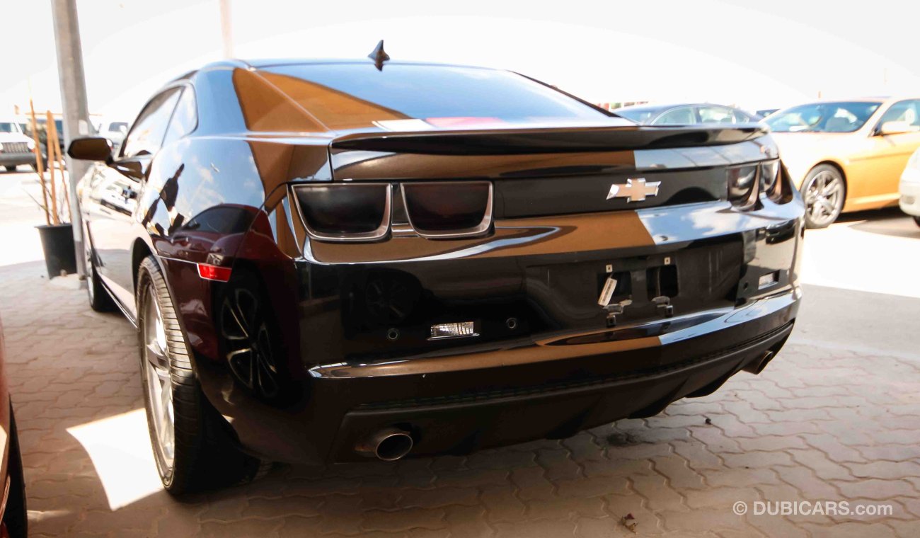Chevrolet Camaro With RS body kit