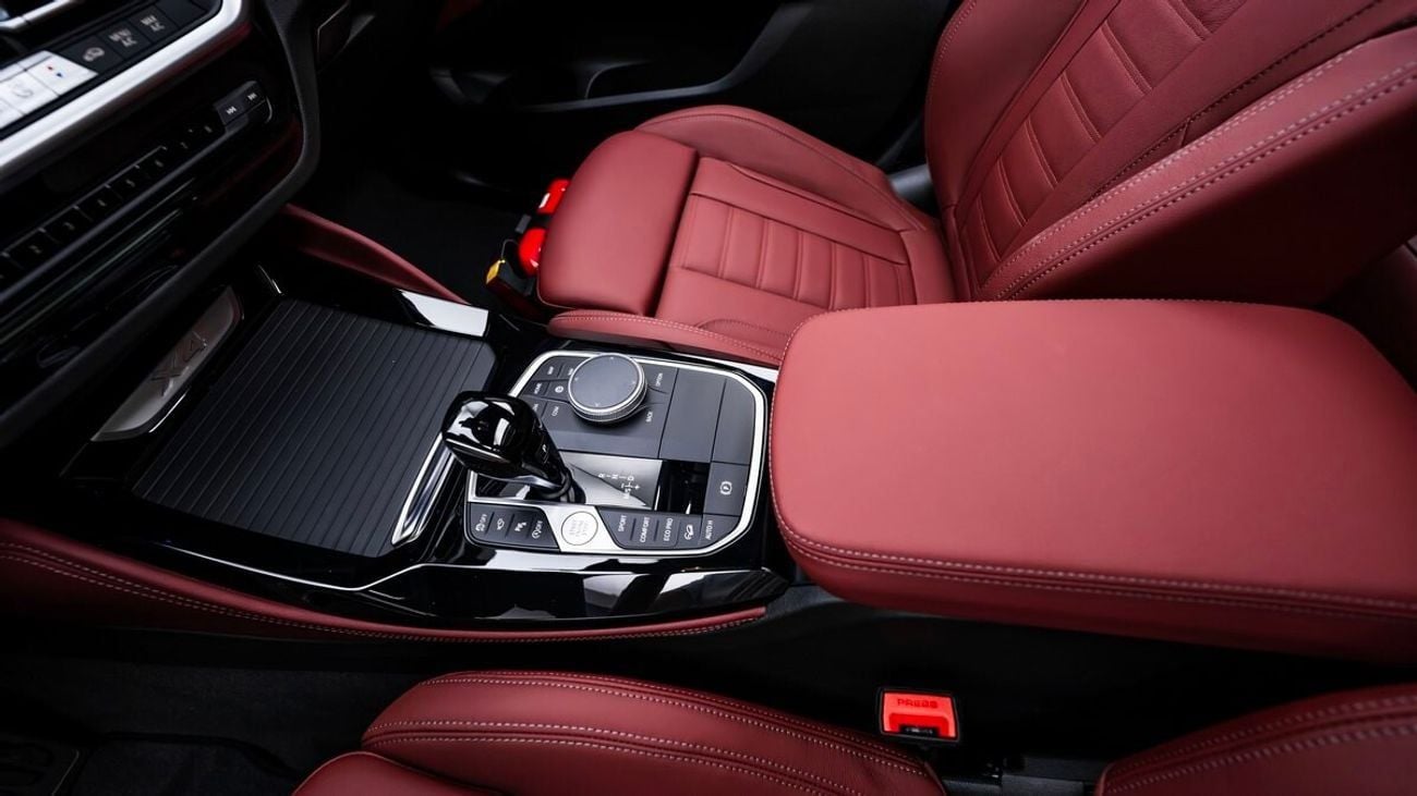 BMW X4 XDrive30i 2025 - GCC - Under 3 Years Warranty and Service Contract