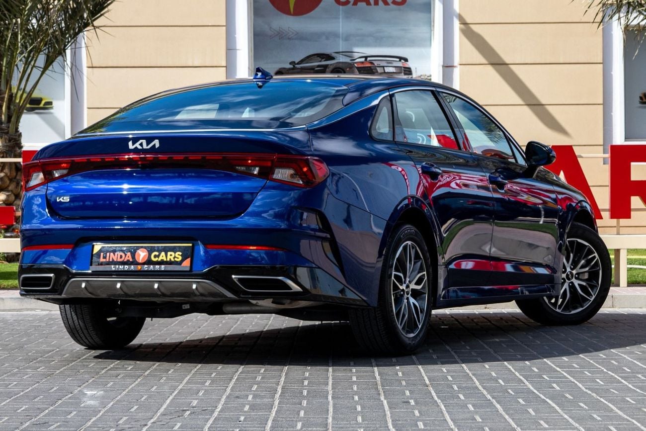 كيا K5 2.0L LX Kia K5 2023 GCC under Agency Warranty with Flexible Down-Payment.