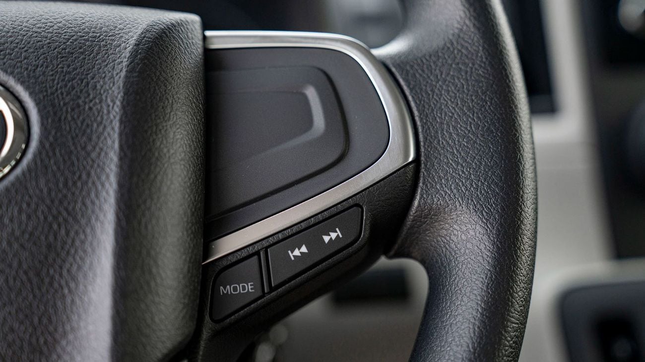 Toyota Hiace Commuter GL High Roof 3.5L