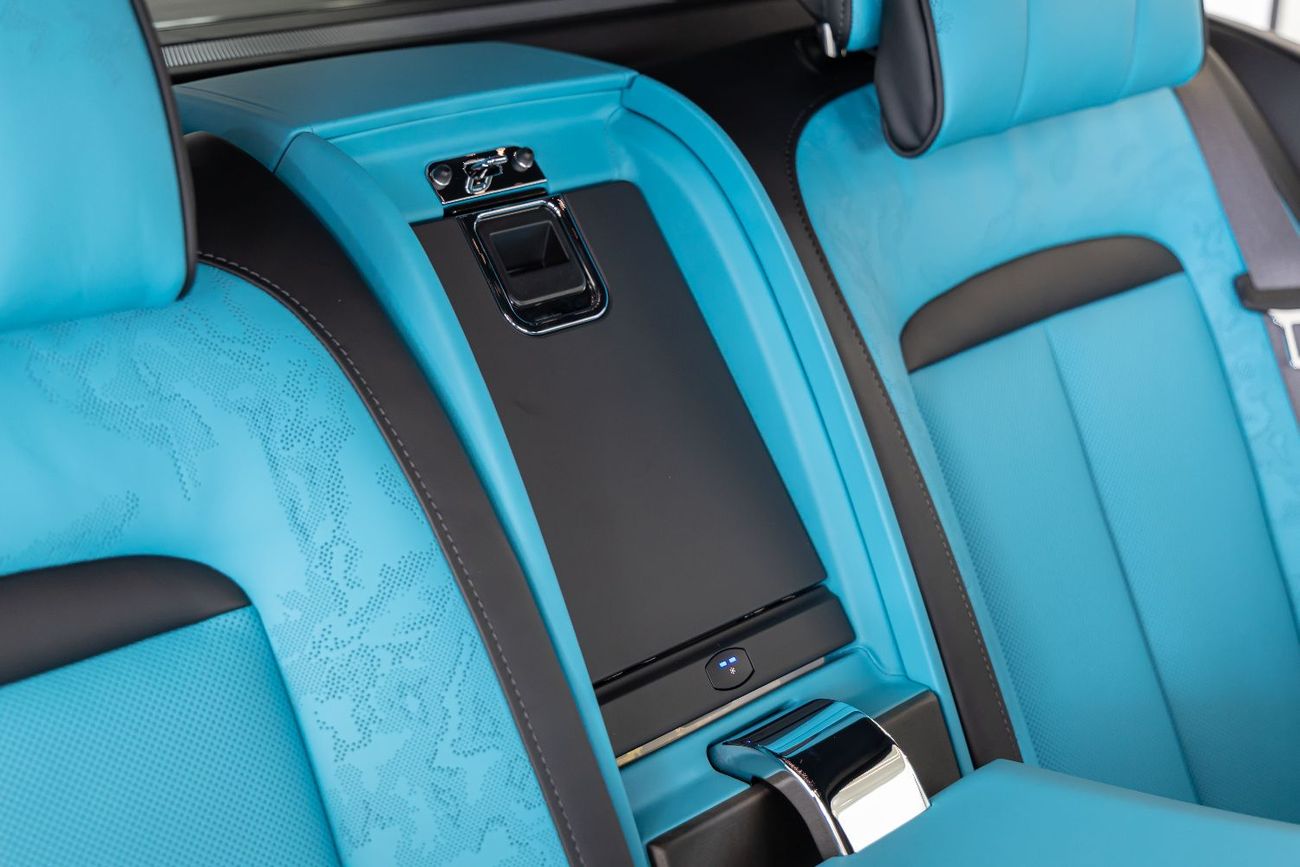 Rolls-Royce Cullinan ROLLS-ROYCE CULLINAN | SILVER BADGE | FULL OPTIONS | BESPOKE SOUND SYSTEM | EUROPEAN SPECS | 2026
