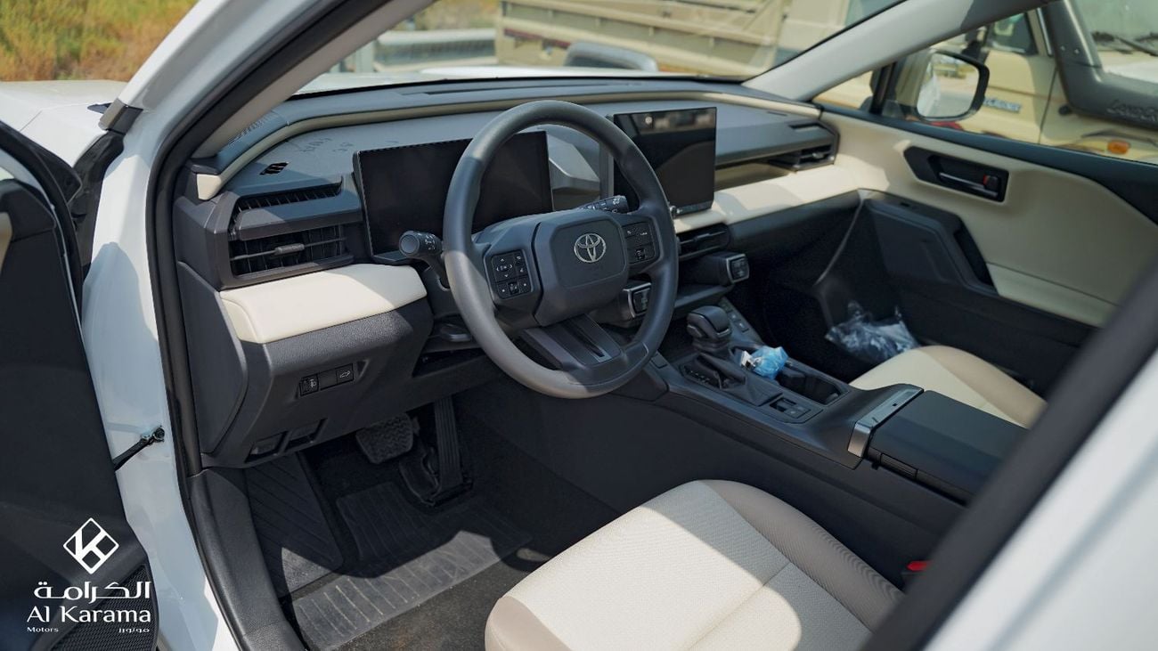 Toyota RAV4 XLE - 2.0L Petrol Engine - 4WD Drive - Sun roof - Rear Camera - Wireless Charger