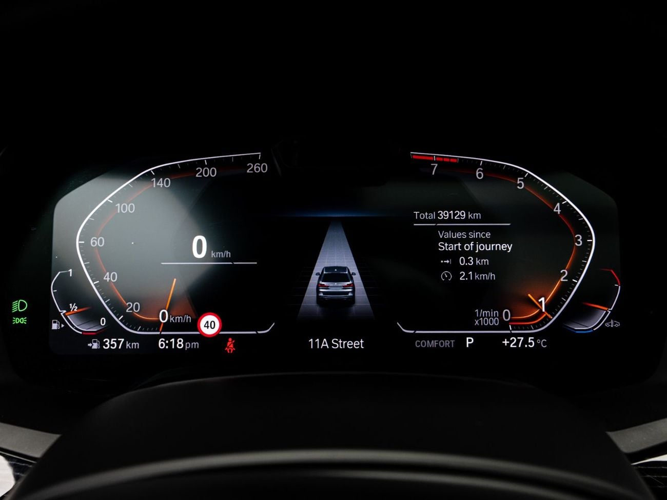 بي أم دبليو X7 2022 BMW X7 xDrive 40i, 3.0L TC I6, 4WD, 375 bhp, 7 Speed Automatic