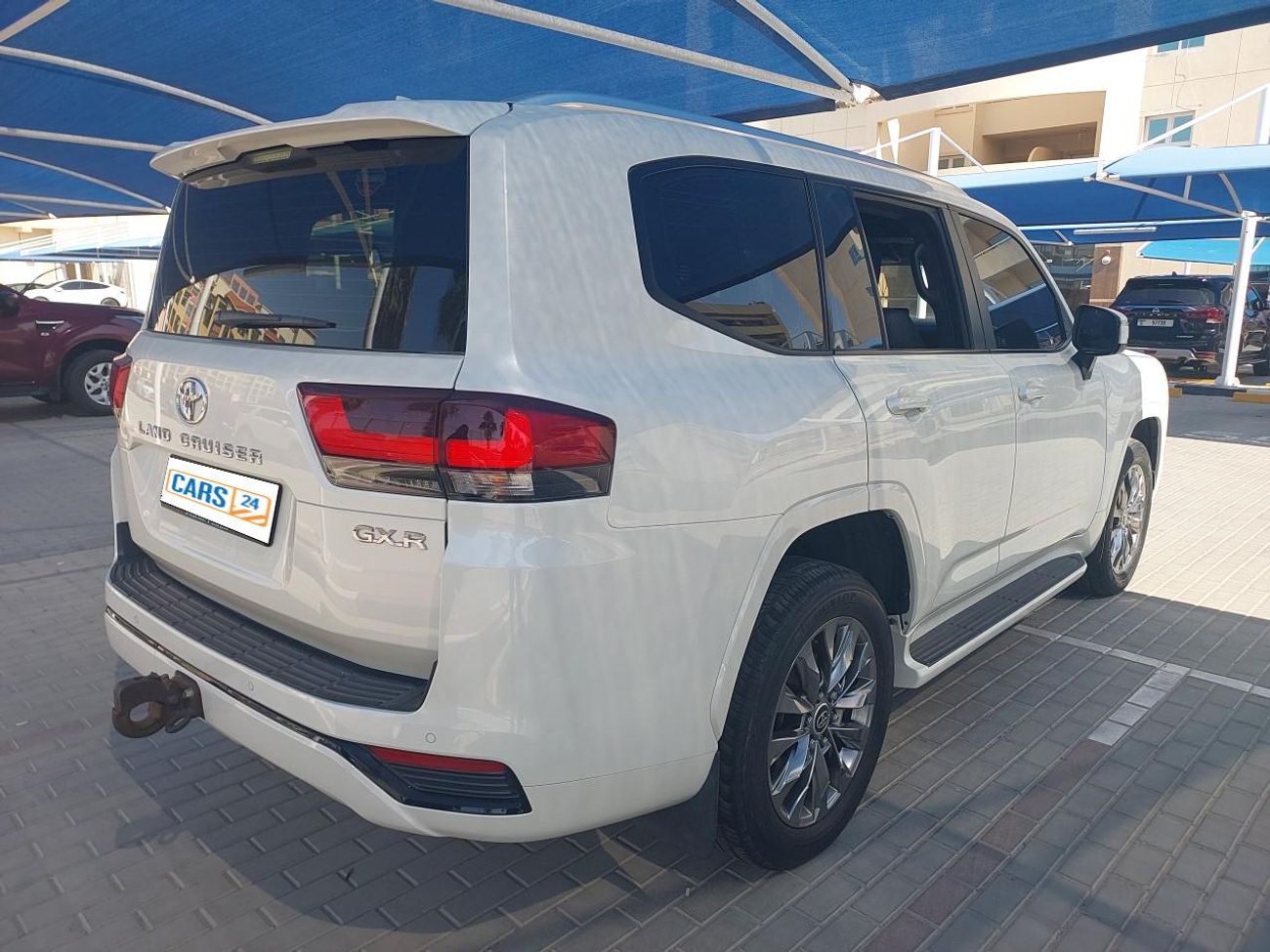 تويوتا لاند كروزر GXR 4 | بدون دفعة مقدمة | اختبار القيادة في المنزل