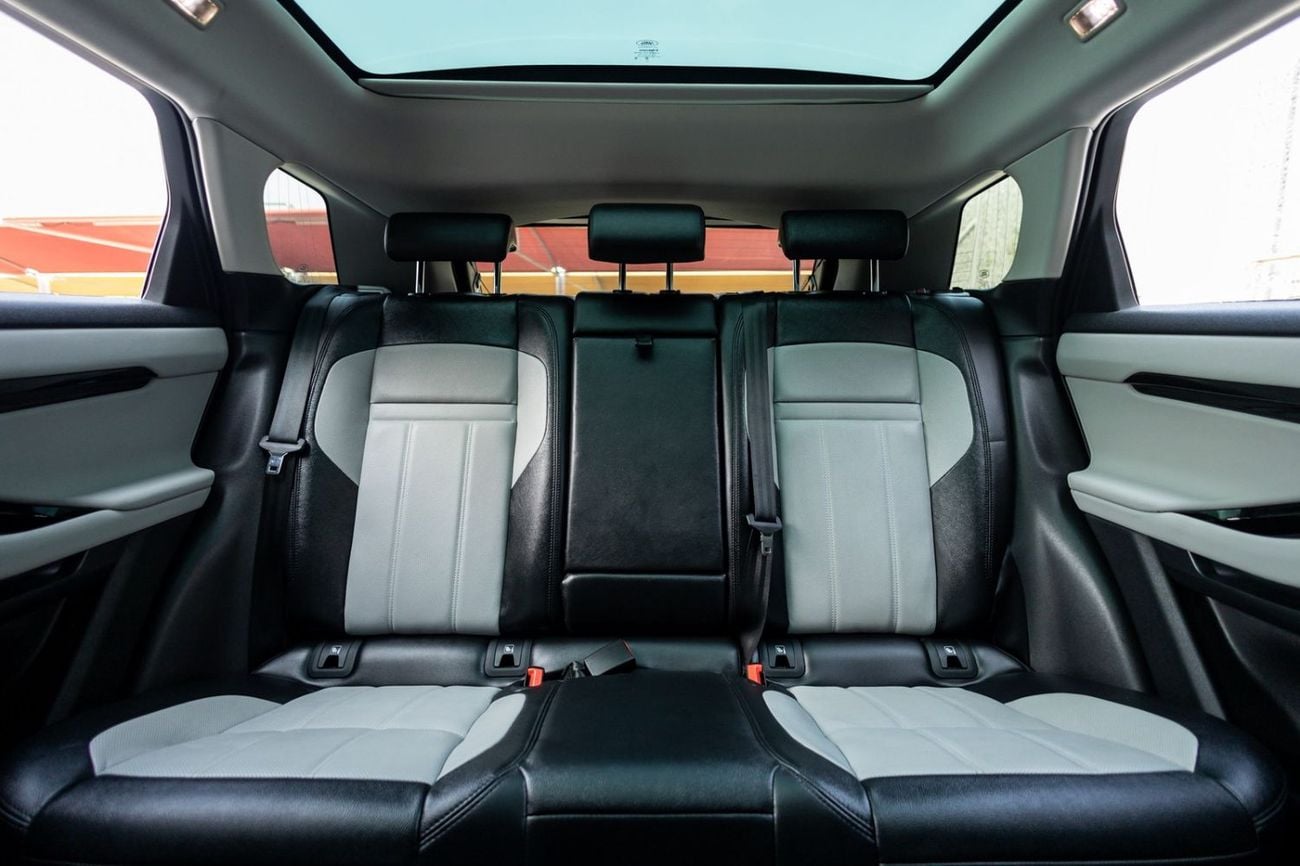 Land Rover Range Rover Evoque DYNAMIC SE P200 Range Rover Evoque P200 Dynamic SE 2024 GCC | Agency Warranty | Service Contract