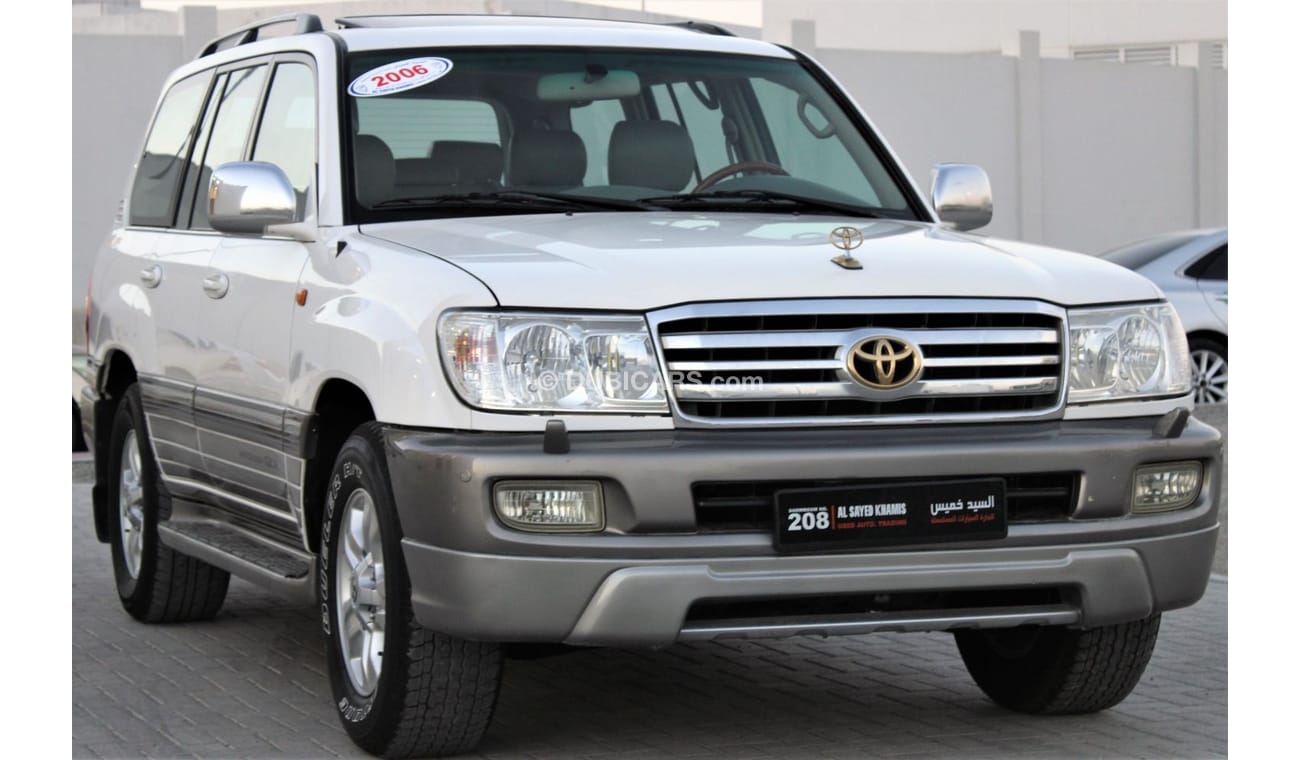 Toyota Land Cruiser Toyota Land Cruiser 2006, GCC, full option, without paint, without accidents, very clean from inside