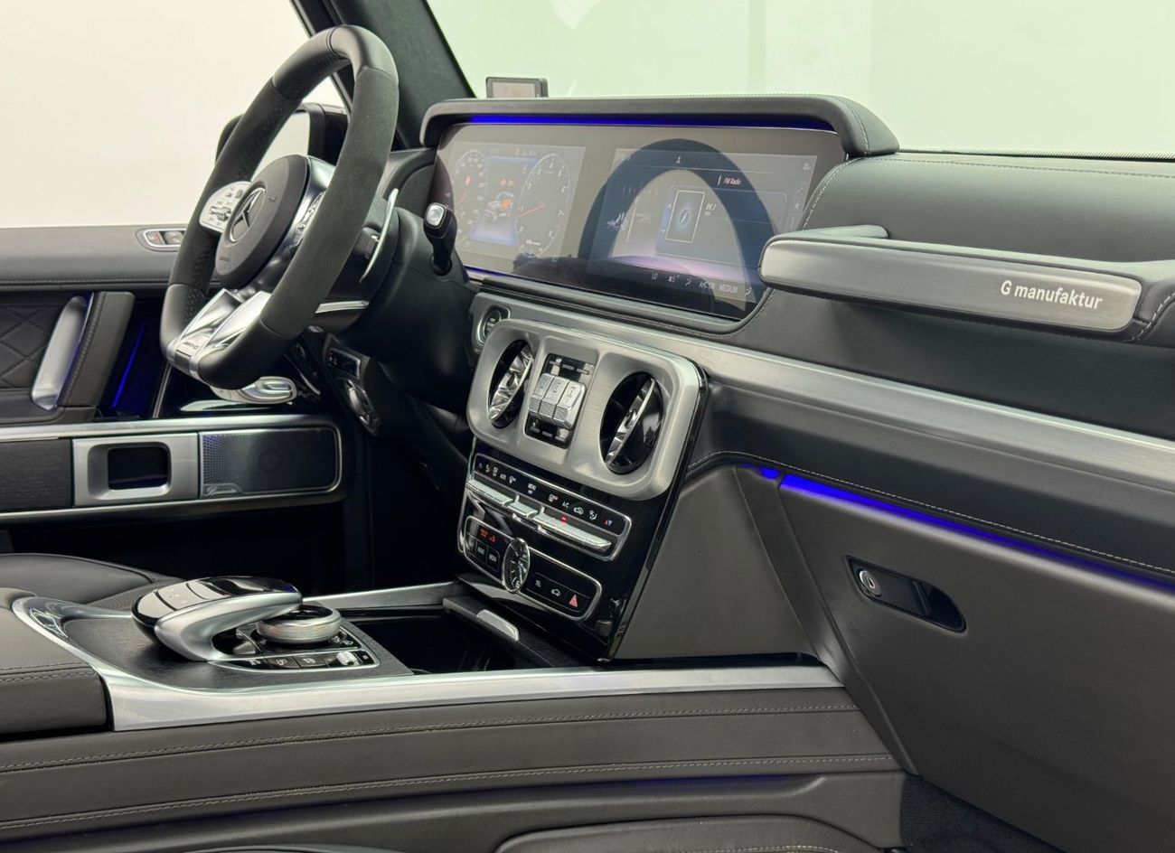 Mercedes-Benz G 63 AMG Std 4.0L 2021 Mercedes-AMG G63 G MANUFAKTUR, Full Options, 1 Year Warranty, FSH, Excellent Condition