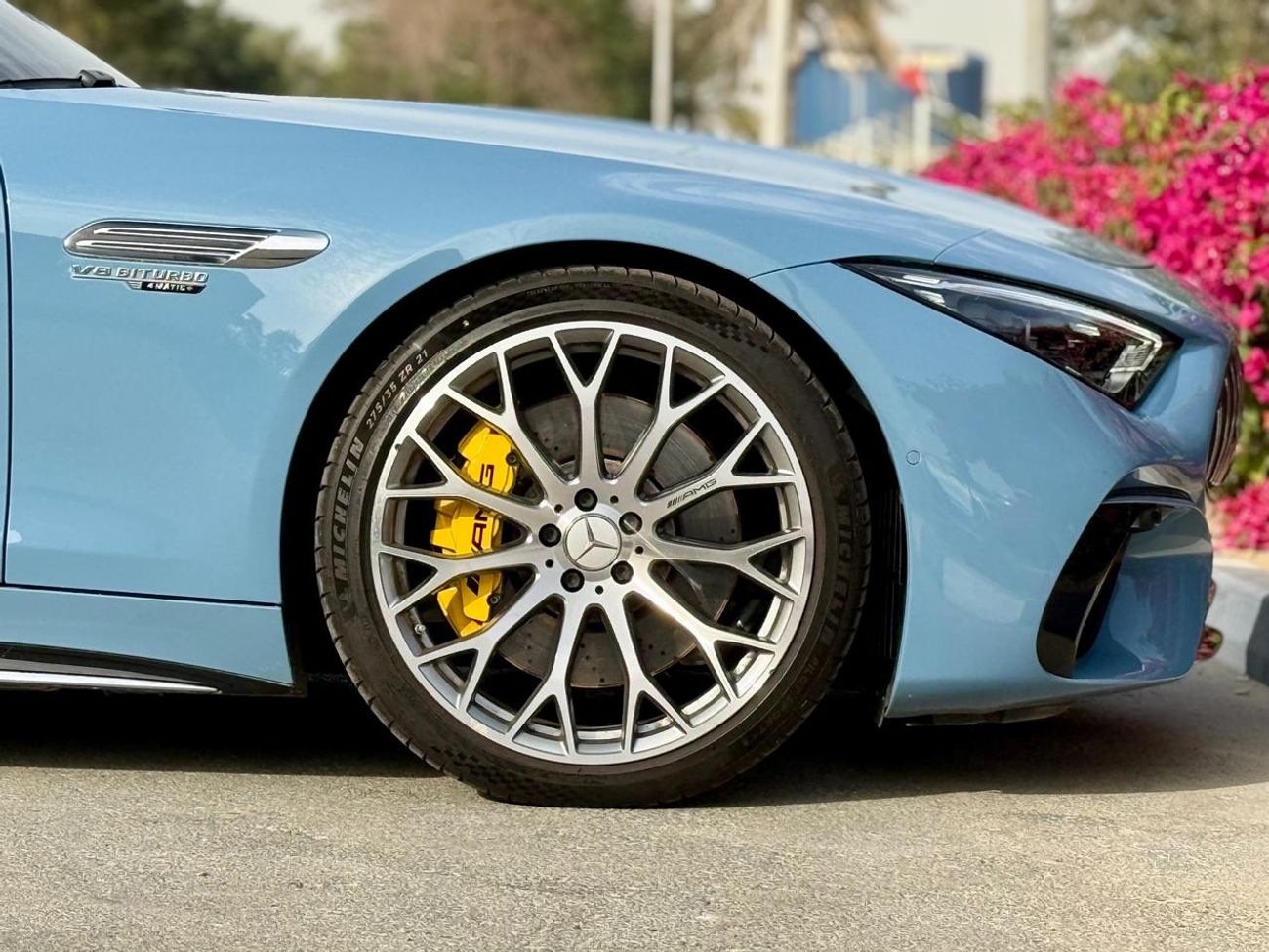 Mercedes-Benz SL 63 AMG Roadster SE Performance