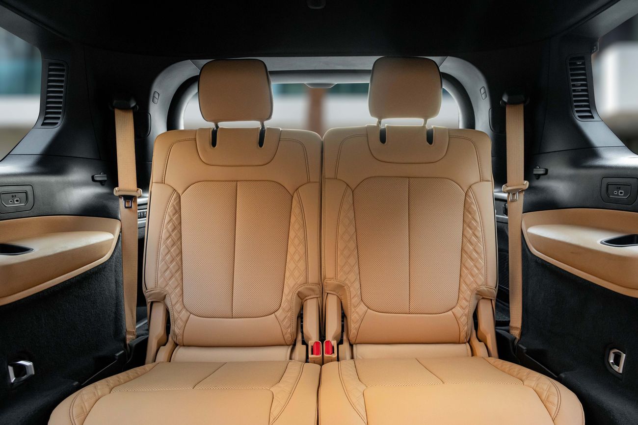 جيب جراند شيروكي Summit Grand Cherokee Summit | 4,407 P.M | 0% Downpayment | JEEP WARRANTY!