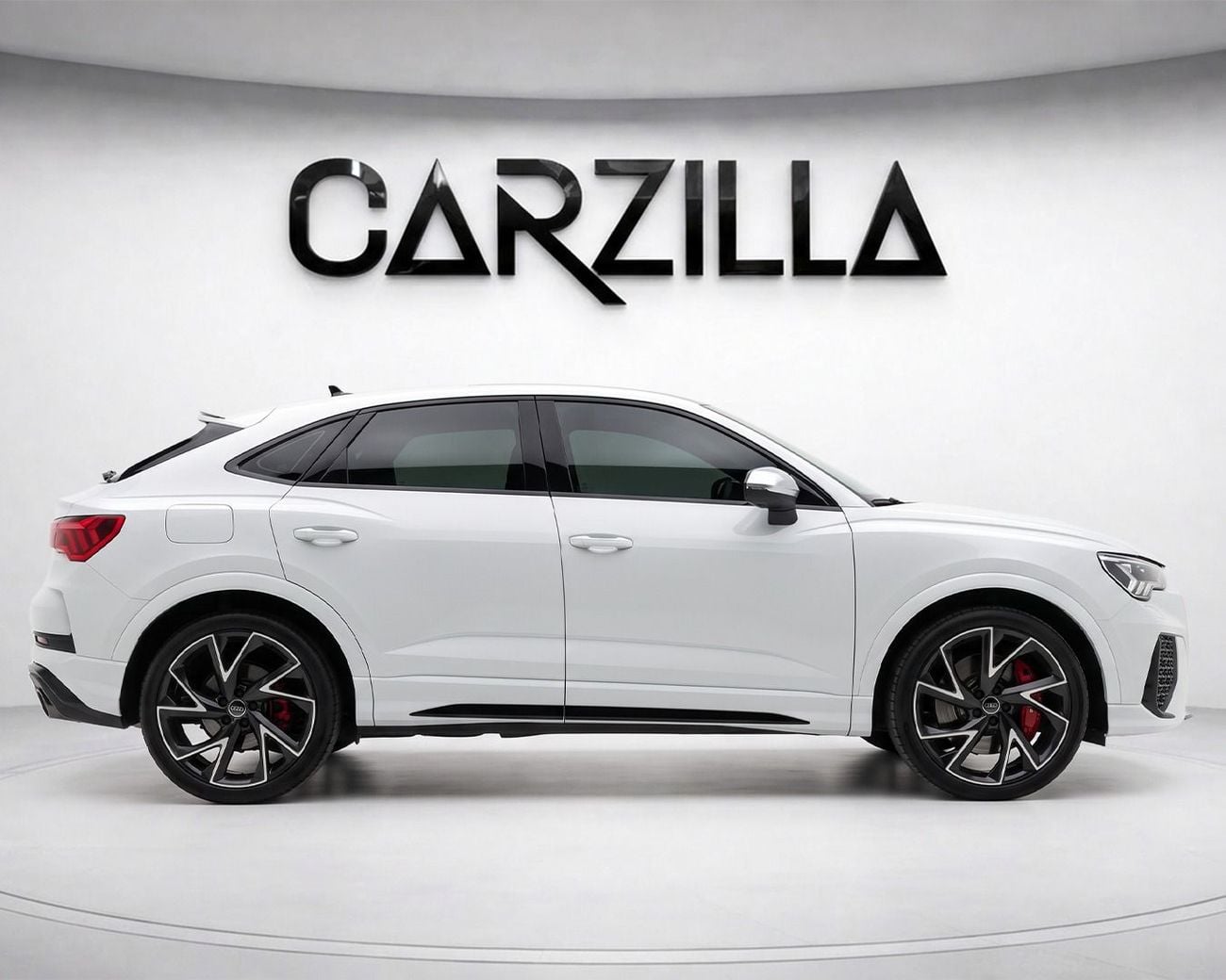 أودي RSQ3 l GCC Specs | 2 Keys | AED 3065/- Monthly