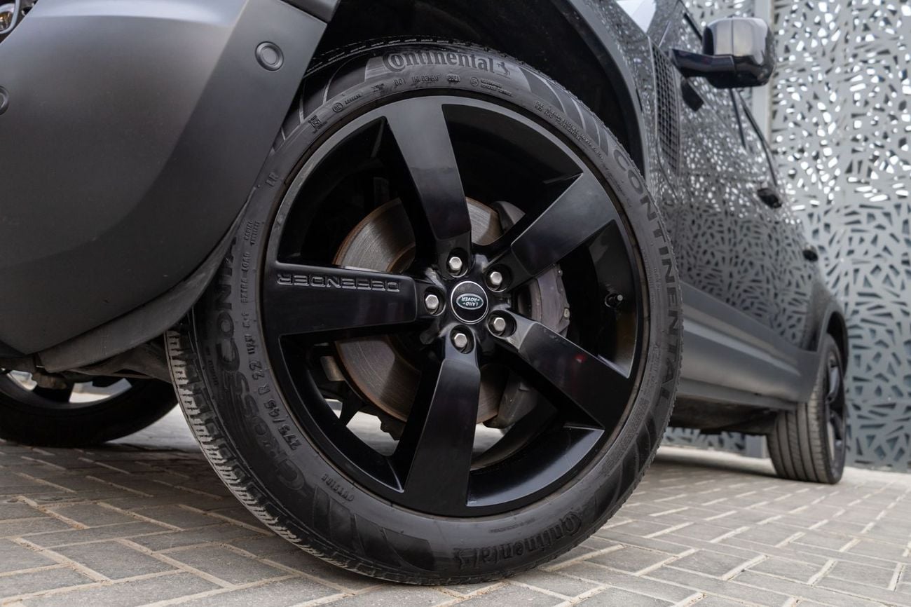 Land Rover Defender P300 110 S 2.0L (5 Seater)