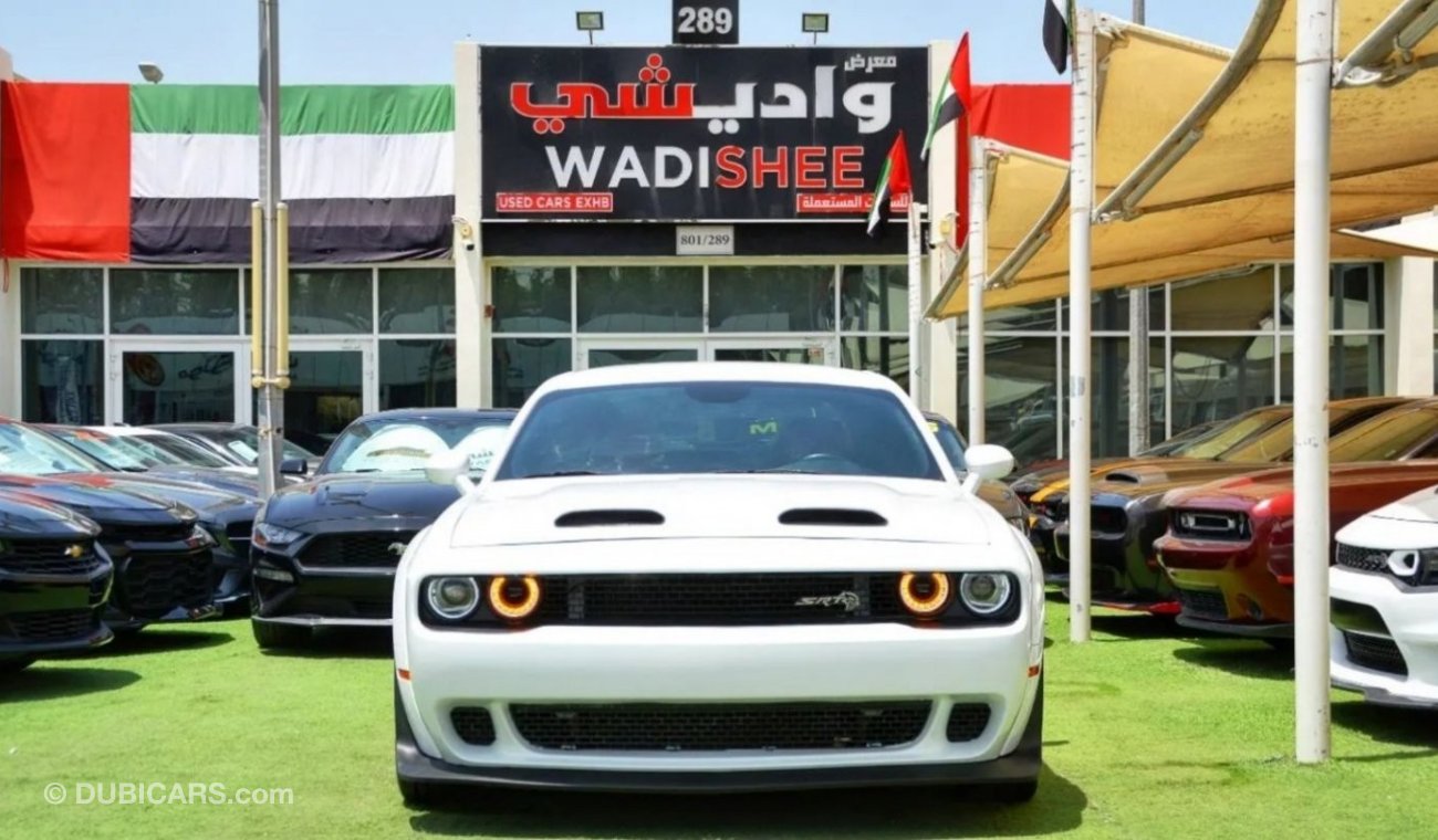 دودج تشالينجر Challenger R/T V8 5.7L 2019/SRT Wide Body/Leather Interior/Excellent Condition