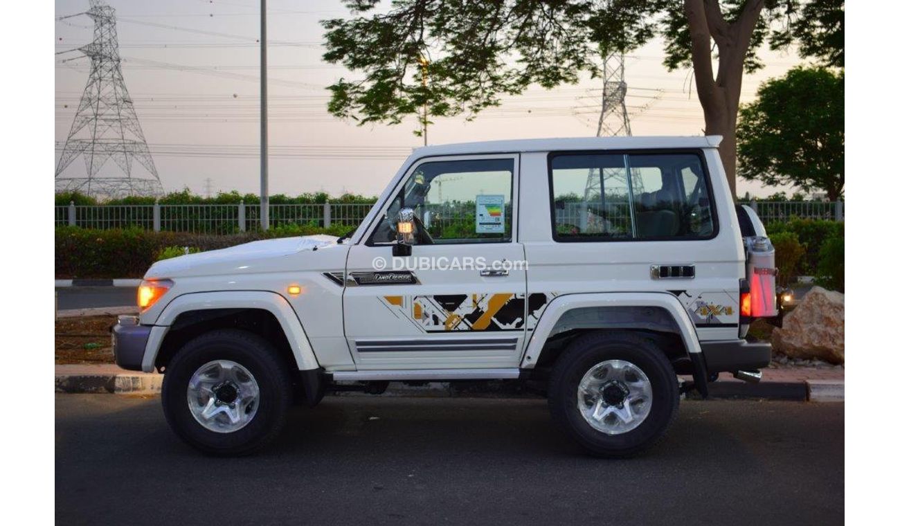 Toyota Land Cruiser 70 Xtreme V6 4.0L- Full Option