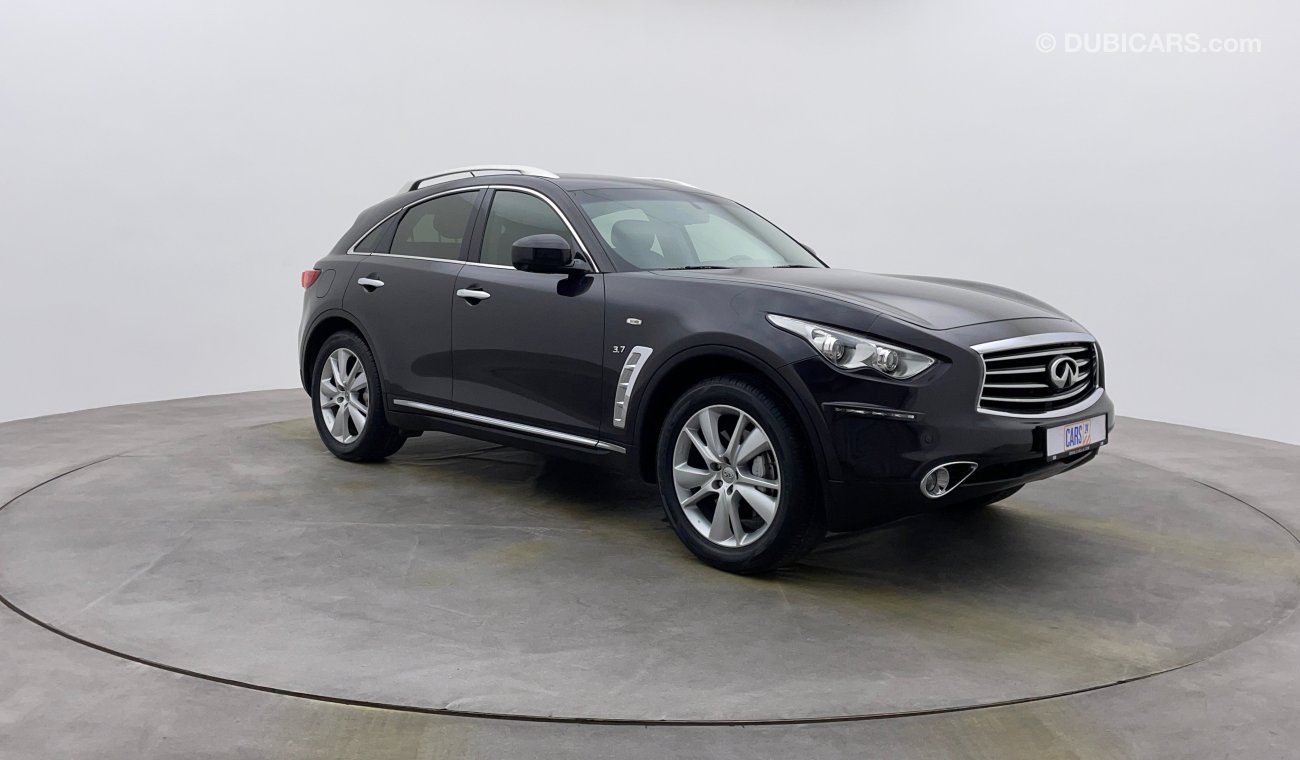 إنفينيتي QX70 Luxe 3700