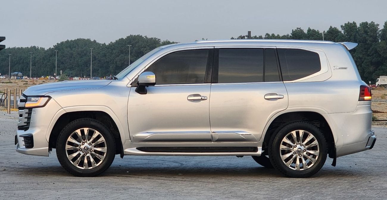 تويوتا لاند كروزر GX.R V6 upgrade 2024