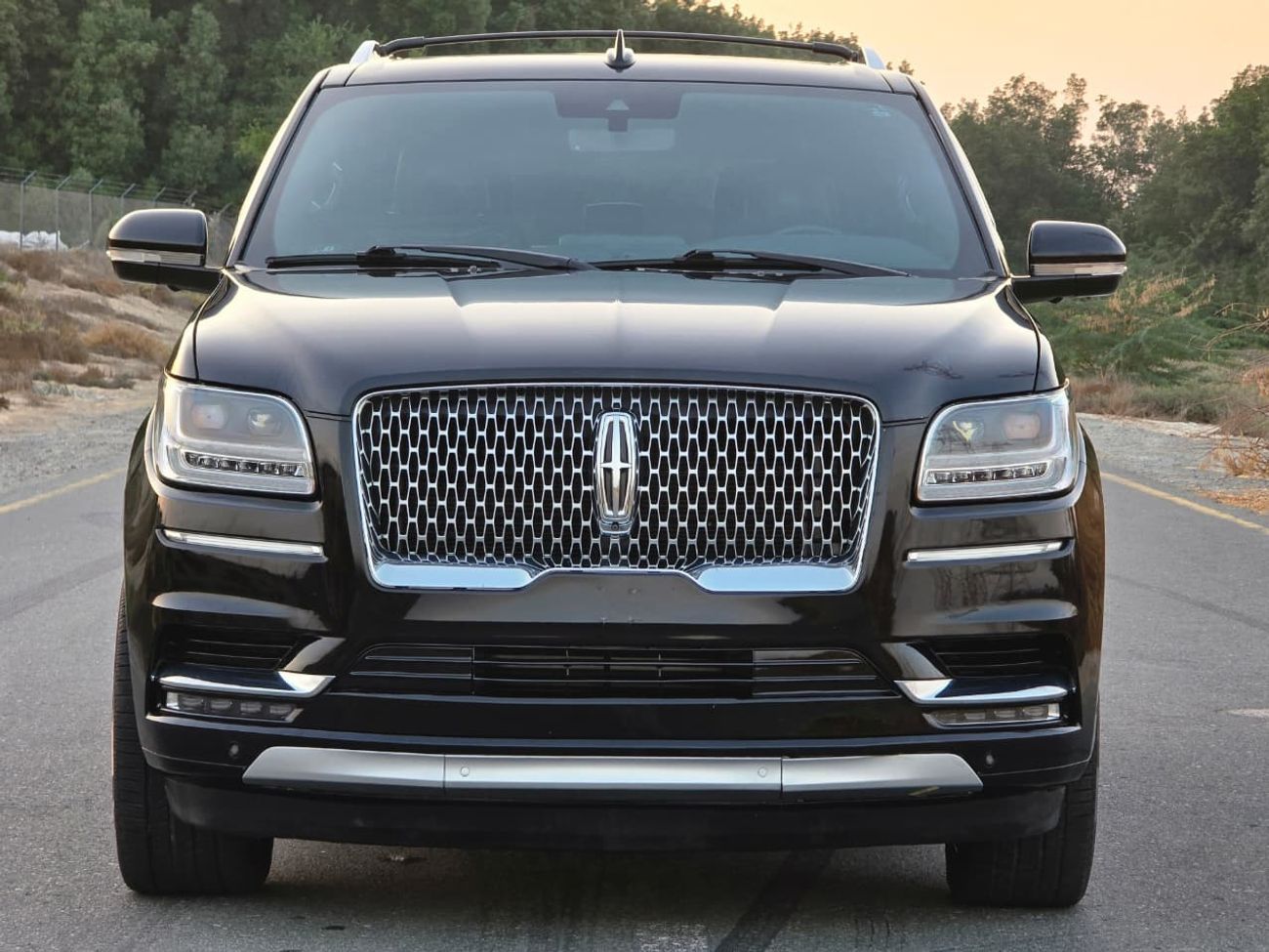 Lincoln Navigator Presidential 3.5L LINCOLN NAVIGATOR 2020 FULL OPITION // GOOD CONDITION INSIDE OUT SIDE