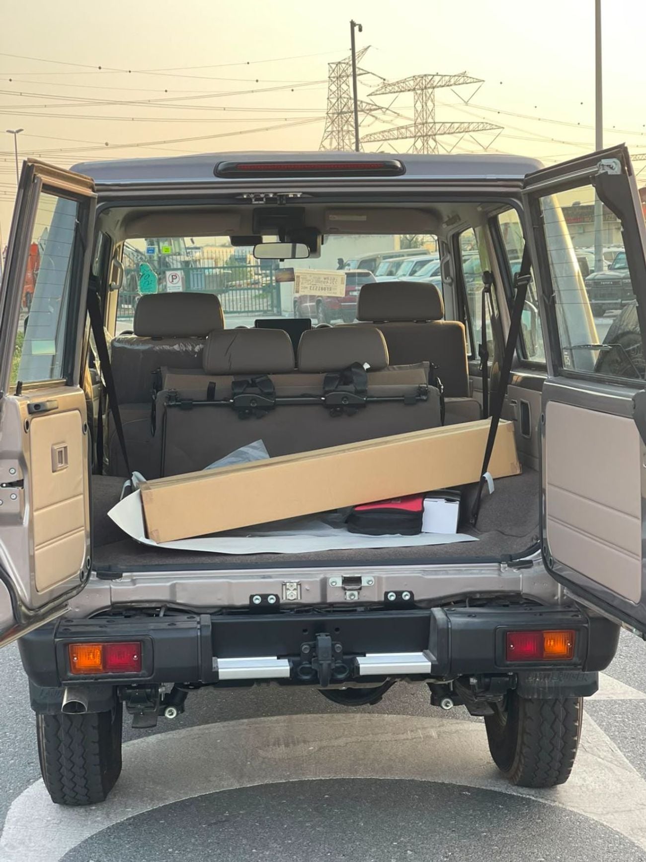 تويوتا لاند كروزر 70 LC 71 HARDTOP 4.0L MT