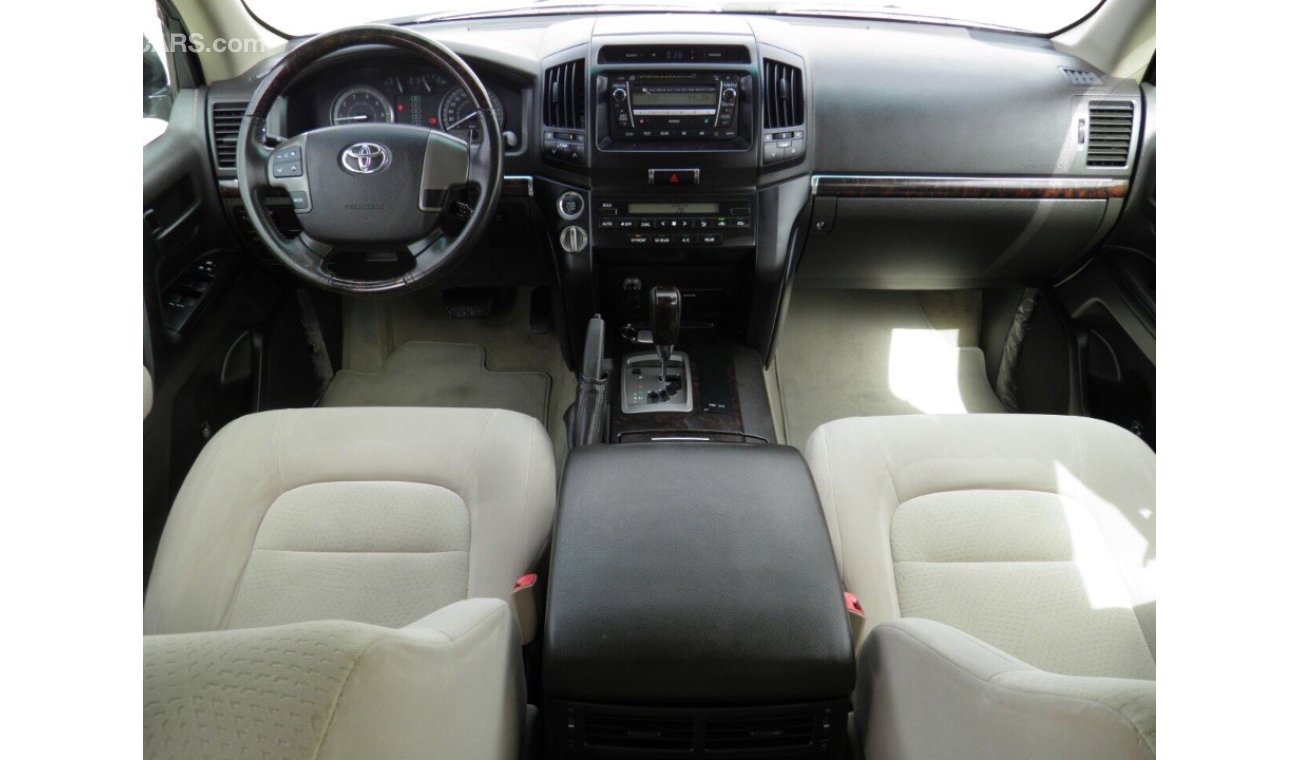 Toyota Land Cruiser 2011 GXR V6 sunroof