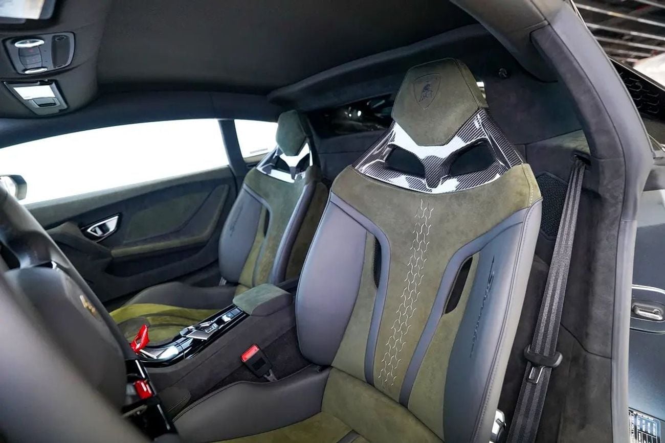 Lamborghini Huracan STERRATO 5.2L V10
