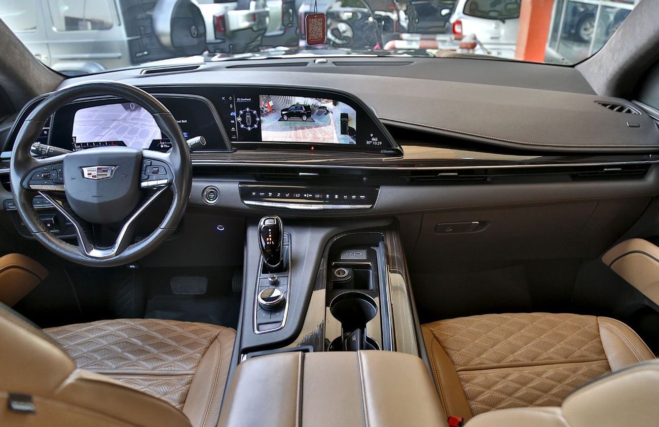 Cadillac Escalade Sport 6.2L AWD Sport 6.2L VIP GCC Specification