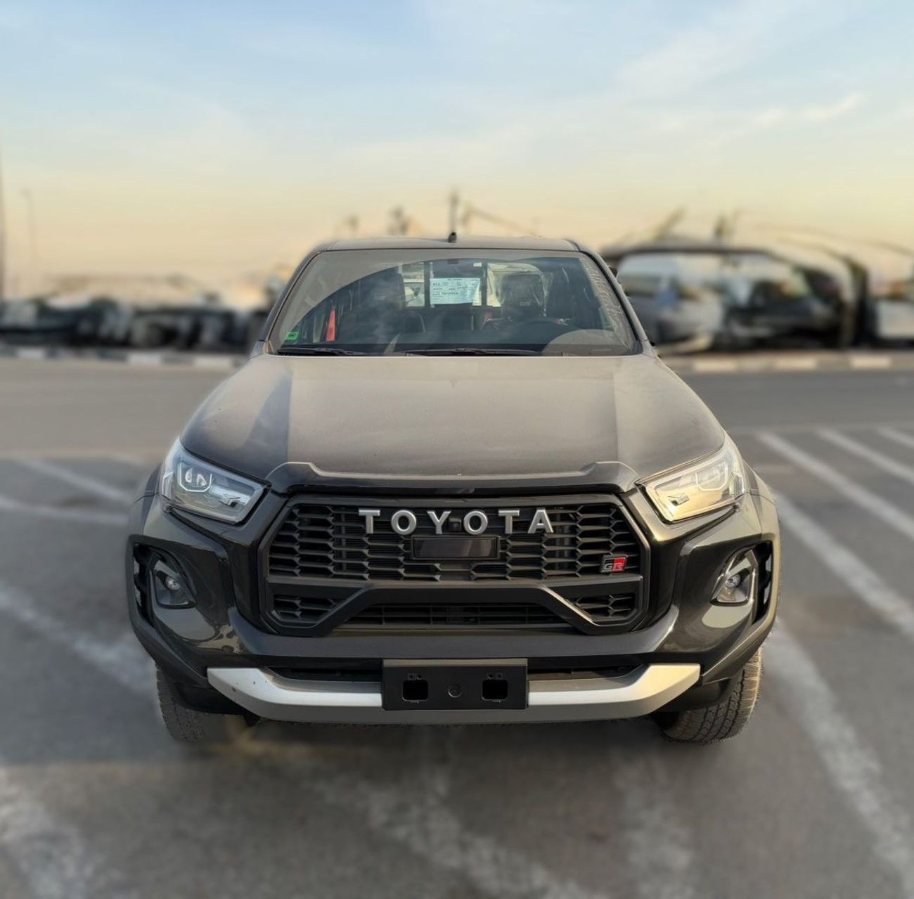 تويوتا هيلوكس Toyota Hilux GR 4.0L 2026 Full option