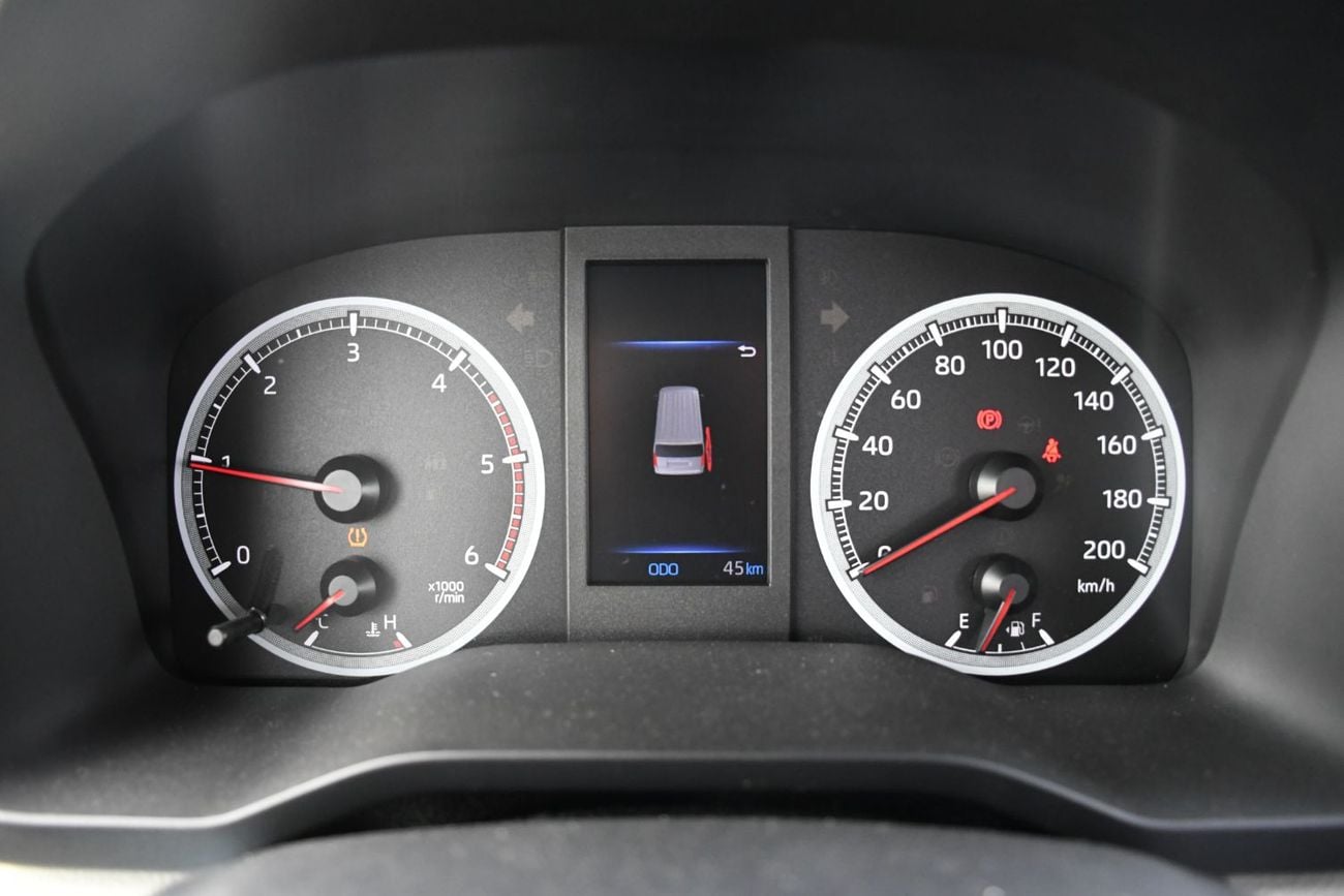 Toyota Hiace Toyota HiAce 2.8L Manual Petrol diesel (Ready Stock)