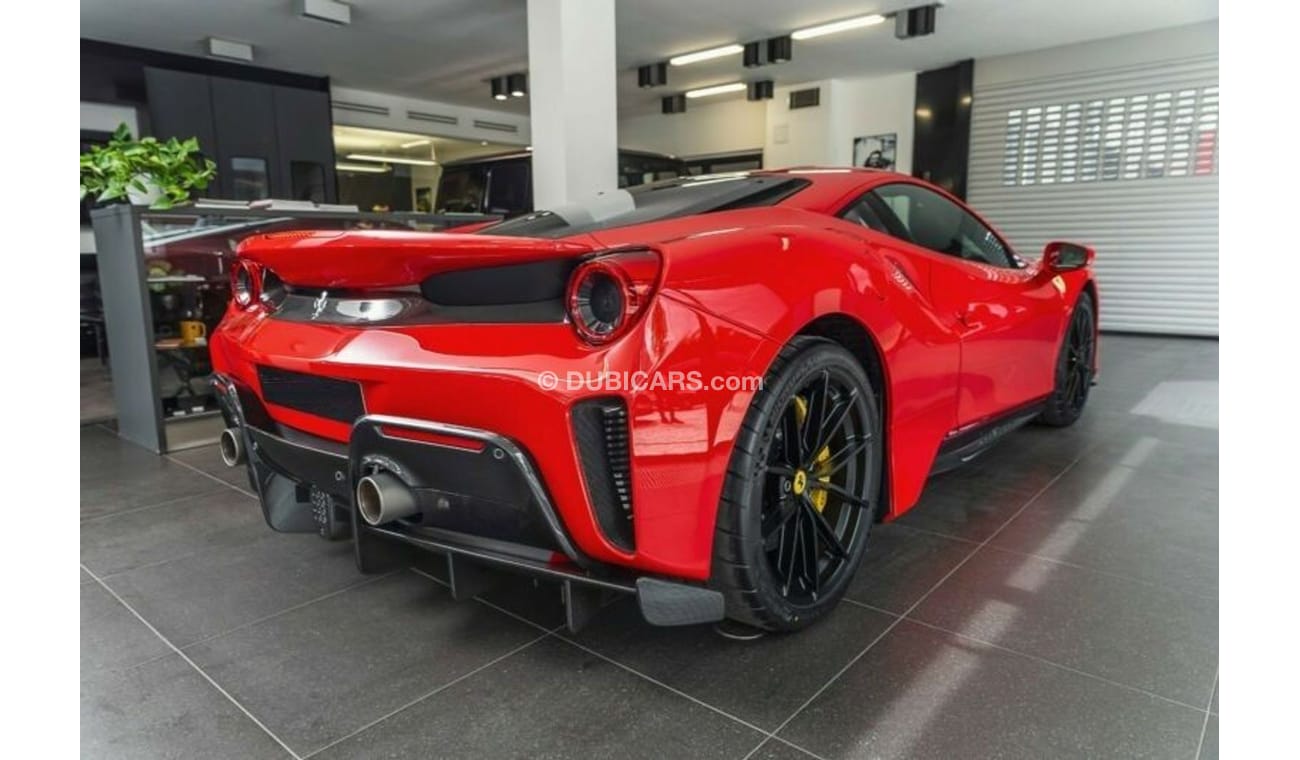 Ferrari 488 PISTA